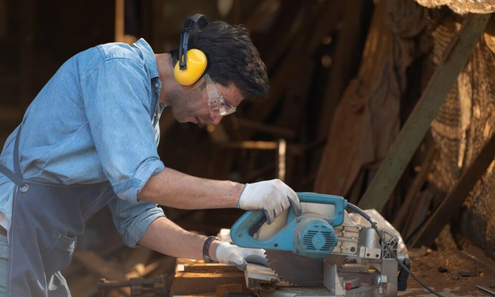who-makes-the-best-custom-saws?