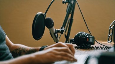 podcasting-success:-choosing-the-right-podcast-hosting-company-and-how-to-record-a-podcast
